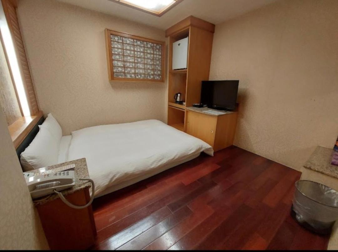 Gawa Hotel Taipei Extérieur photo
